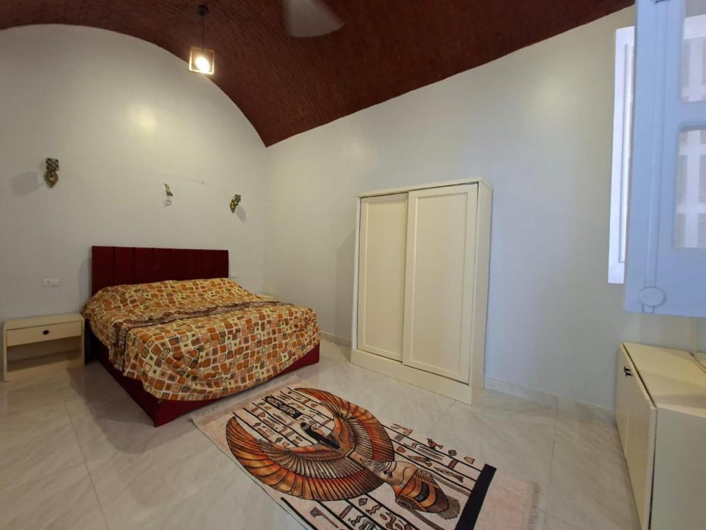 room-thumbnail